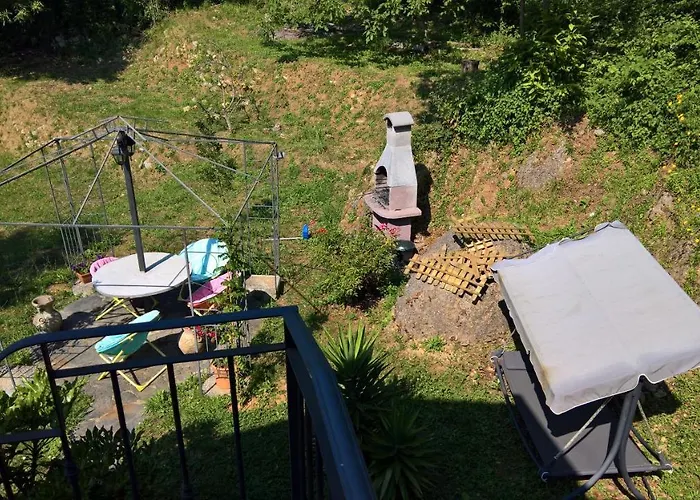 Il Nido Del Cuculo Каррара